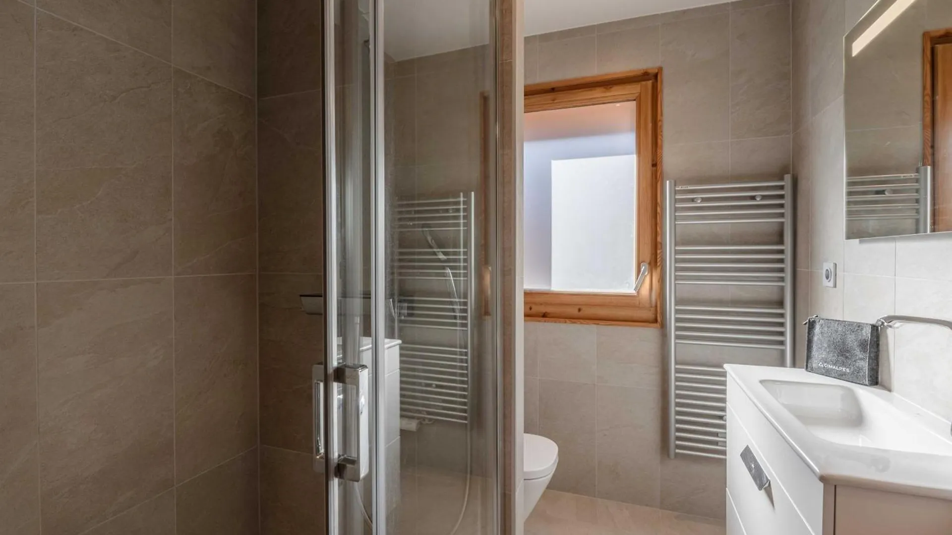 Bel Appartement Moderne, 2 Chambres, Au Centre De Morzine, Proche Des Pistes, Parking Et Wifi - Fr-1-754-87 0*, Morzine France